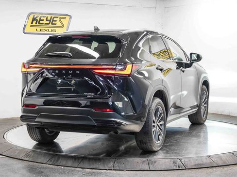 Used 2024 Lexus NX 350 AWD image 4