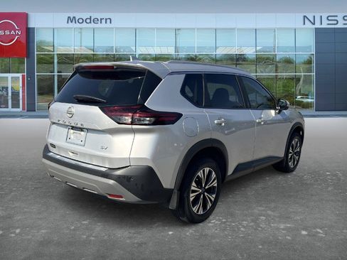 Certified 2023 Nissan Rogue SV w/ SV Premium B Package FWD image 5