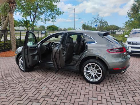 Used 2016 Porsche Macan S AWD/4WD image 52