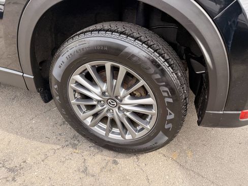 Used 2017 MAZDA CX-5 Touring image 9