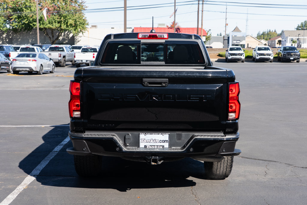 Used 2024 Chevrolet Colorado Z71 w/ Z71 Convenience Package 2 AWD/4WD image 5
