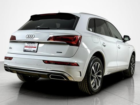 Used 2023 Audi Q5 2.0T Premium w/ Convenience Package AWD/4WD image 5