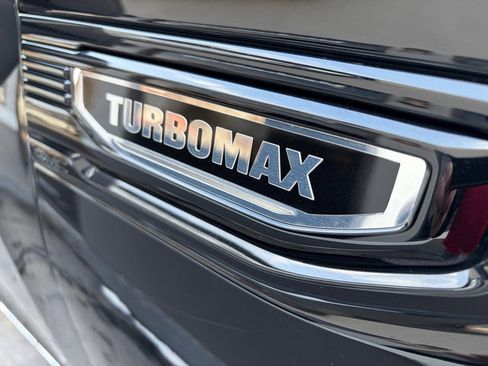 Used 2024 GMC Sierra 1500 Pro w/ Pro Value Package image 9