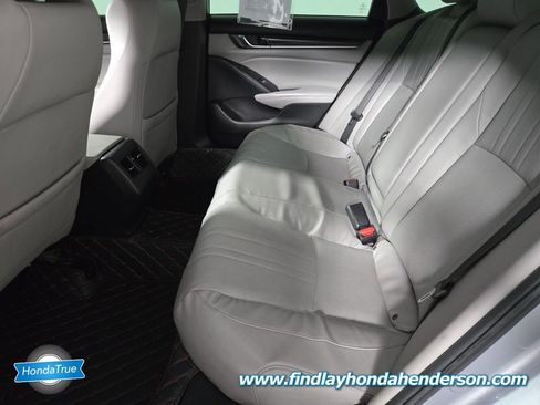 Certified 2018 Honda Accord EX-L image 16