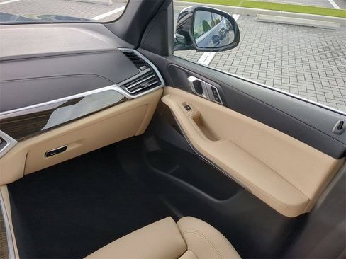 Used 2021 BMW X5 xDrive45e w/ Premium Package 2 image 18