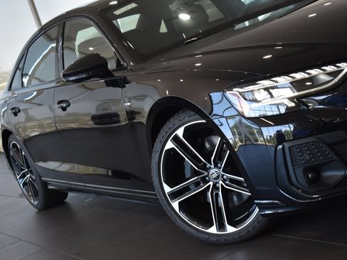 New 2025 Audi A8 L 3.0T image 3