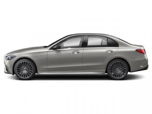 Used 2022 Mercedes-Benz C 300 4MATIC Sedan image 2