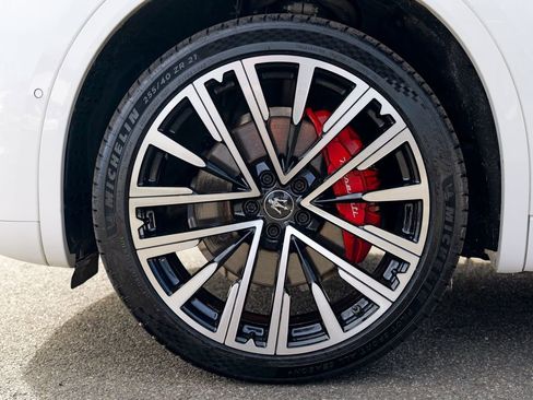 Used 2023 Maserati Grecale Modena image 15