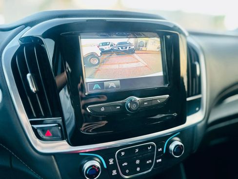 Used 2019 Chevrolet Traverse LS FWD image 17