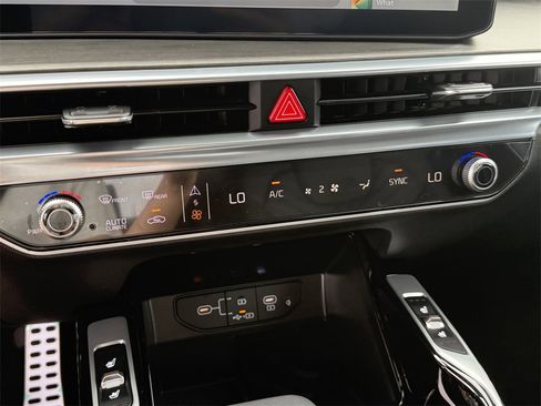 New 2026 Kia Sorento SX Prestige image 27