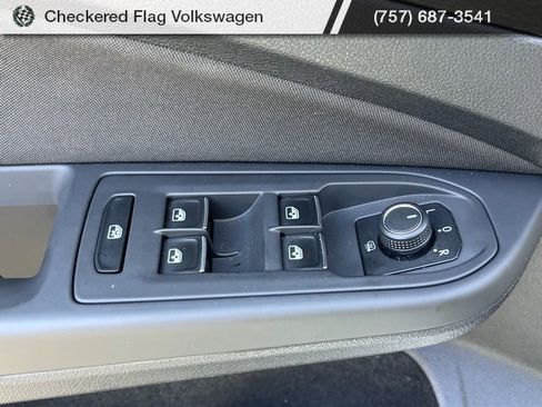 Used 2022 Volkswagen GTI S image 15