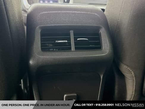 Used 2022 GMC Terrain SLE w/ Driver Convenience Package FWD image 25
