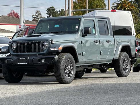 New 2026 Jeep Gladiator Sport AWD/4WD image 8