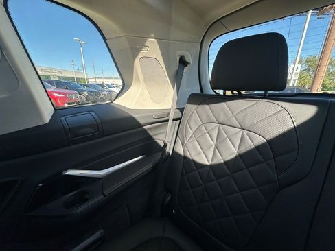 Certified 2023 BMW X7 xDrive40i w/ Premium Package image 26