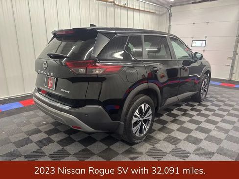 Used 2023 Nissan Rogue SV AWD/4WD image 3