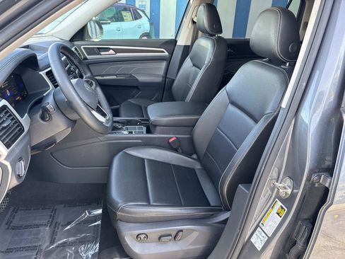 Used 2022 Volkswagen Atlas SE w/ Panoramic Sunroof Package image 23