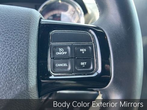 Used 2016 Dodge Grand Caravan SE image 15