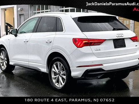 Used 2023 Audi Q3 2.0T Premium w/ Convenience Package AWD/4WD image 10