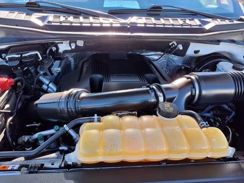 Used 2017 Ford F150 XLT image 15