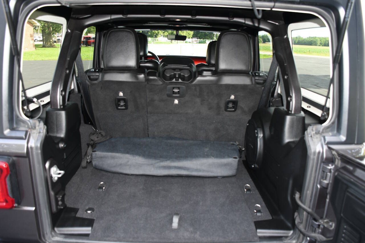 Used 2018 Jeep Wrangler Unlimited Rubicon AWD/4WD image 20