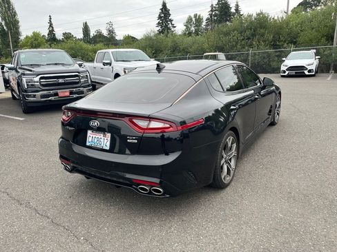 Used 2018 Kia Stinger GT2 AWD/4WD image 36