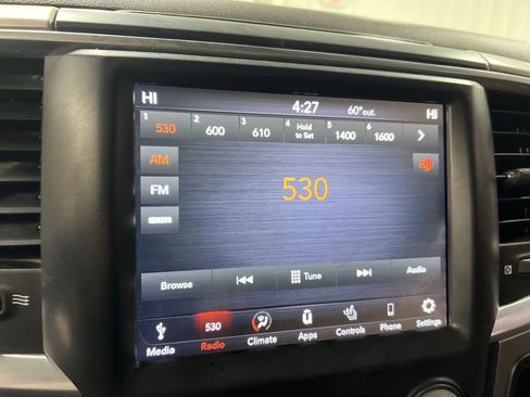 Used 2018 RAM 5500 SLT w/ Quick Order Package 2EG SLT AWD/4WD image 13