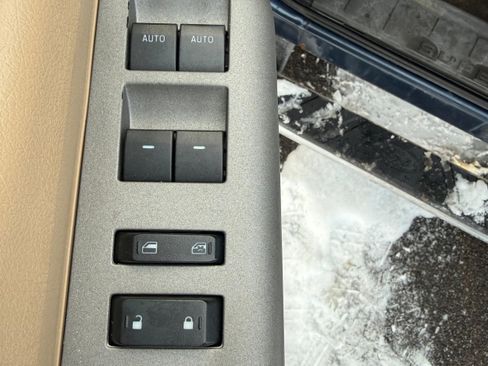 Used 2016 Ford F250 XLT w/ XLT Value Package image 12