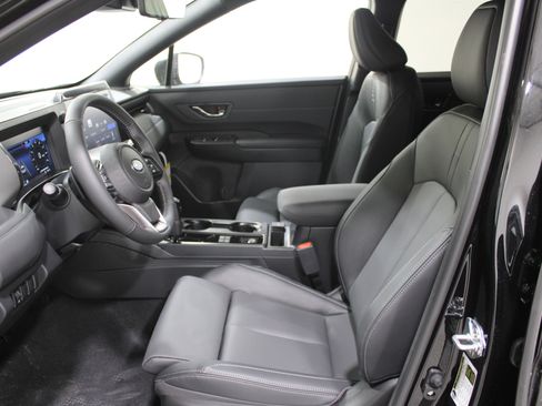 New 2026 Subaru Outback Touring XT image 3