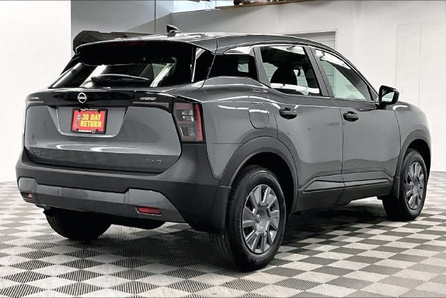 New 2027 Nissan Kicks S AWD/4WD image 17