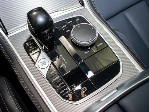 Used 2026 BMW 840i xDrive w/ Comfort Seating Package image 19