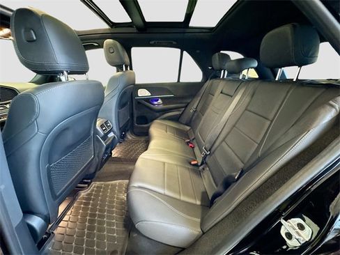 Used 2025 Mercedes-Benz GLE 350 4MATIC w/ AMG Line Exterior image 26