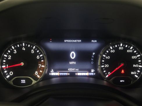 Used 2022 Jeep Renegade Latitude w/ Convenience Group AWD/4WD image 23