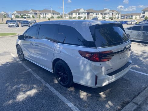 Used 2025 Honda Odyssey Sport-L image 10