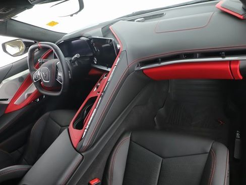 Used 2024 Chevrolet Corvette Stingray Premium Cpe image 29