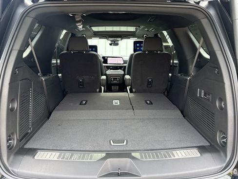 Certified 2026 Chevrolet Tahoe High Country AWD/4WD image 53