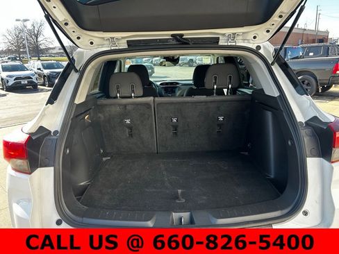 Used 2023 Chevrolet TrailBlazer LT image 14