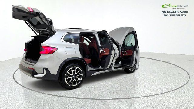 Used 2026 BMW X1 xDrive28i w/ Technology Package AWD/4WD image 18