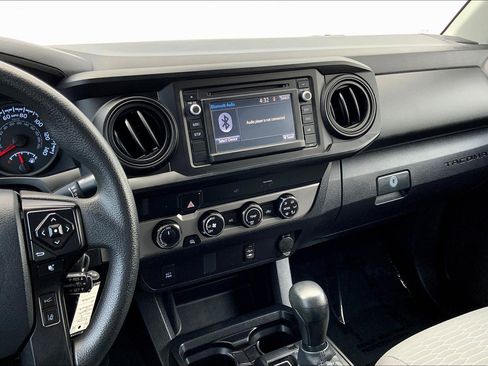 Used 2019 Toyota Tacoma SR AWD/4WD image 7