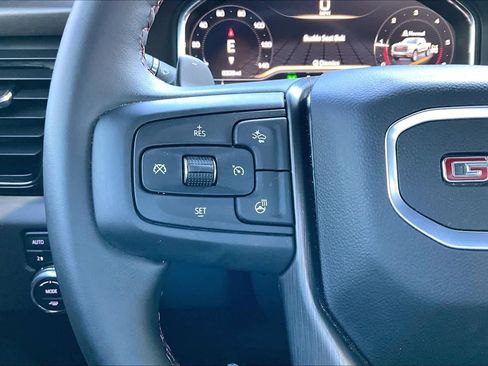Used 2025 GMC Sierra 1500 AT4X image 21
