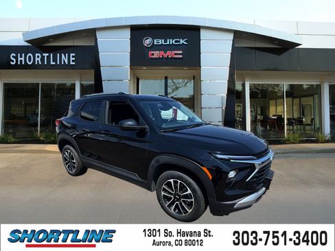 Used 2025 Chevrolet TrailBlazer LT AWD/4WD image 1