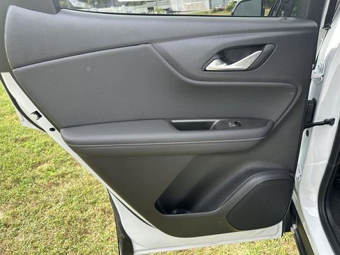 New 2025 Chevrolet Blazer LT w/ Midnight/Sport Edition image 19