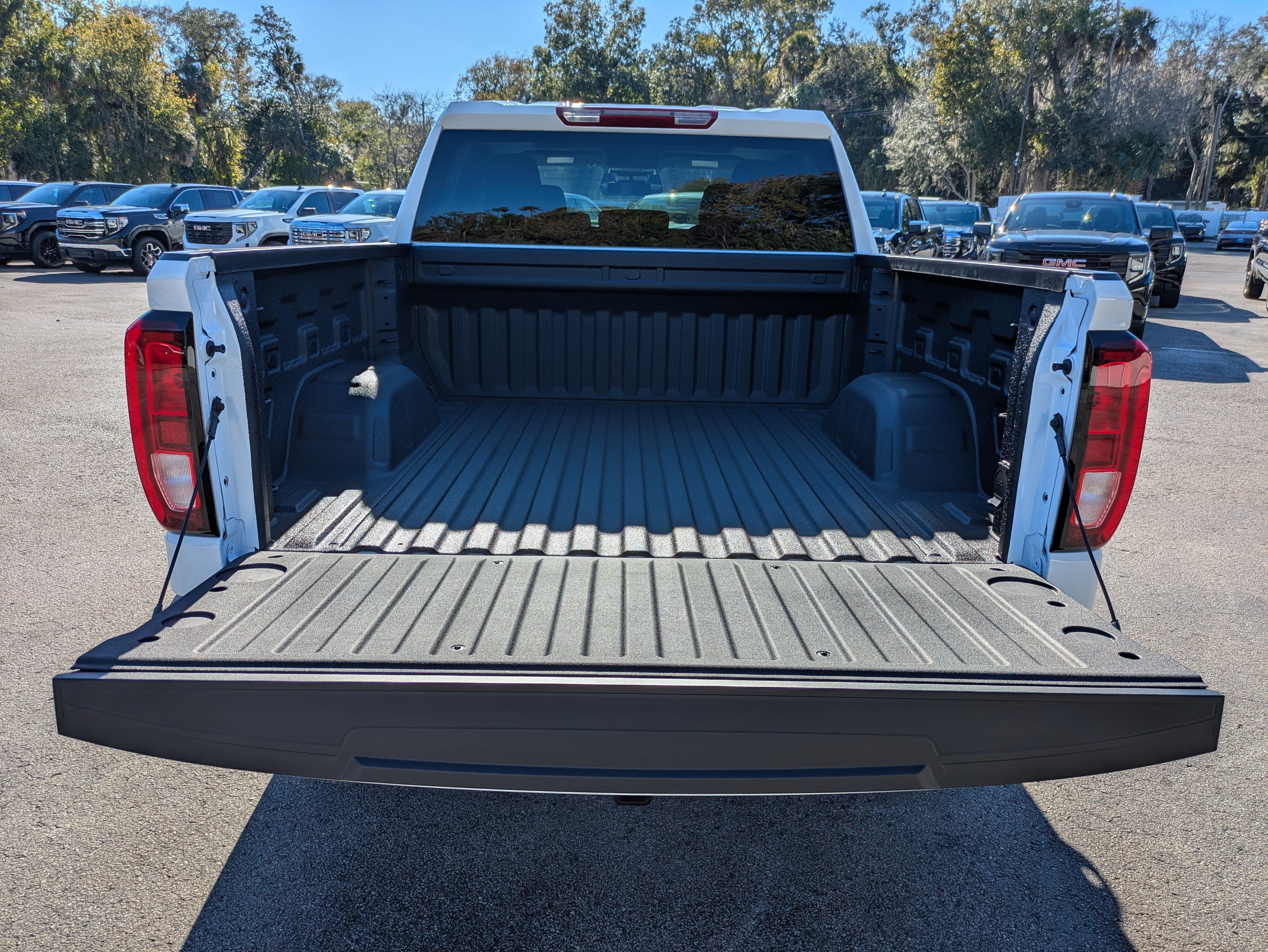 New 2026 GMC Sierra 1500 Pro w/ Graphite Edition RWD image 17