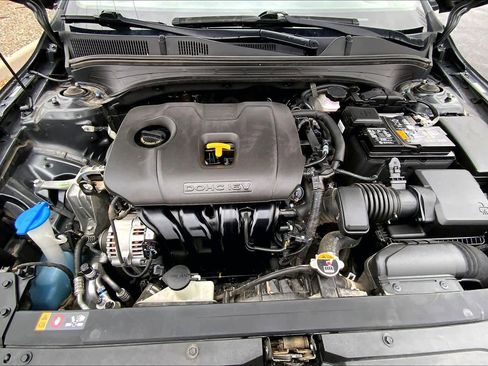 Used 2022 Kia Forte LXS image 28