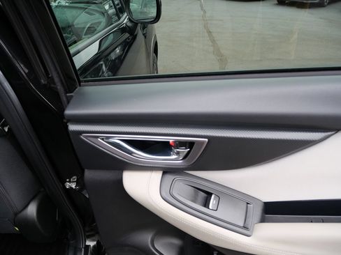 Used 2020 Subaru Forester Premium AWD/4WD image 33