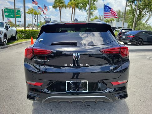 Used 2025 Buick Encore GX Sport Touring FWD image 6