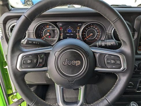 Used 2019 Jeep Wrangler Unlimited Sahara image 32
