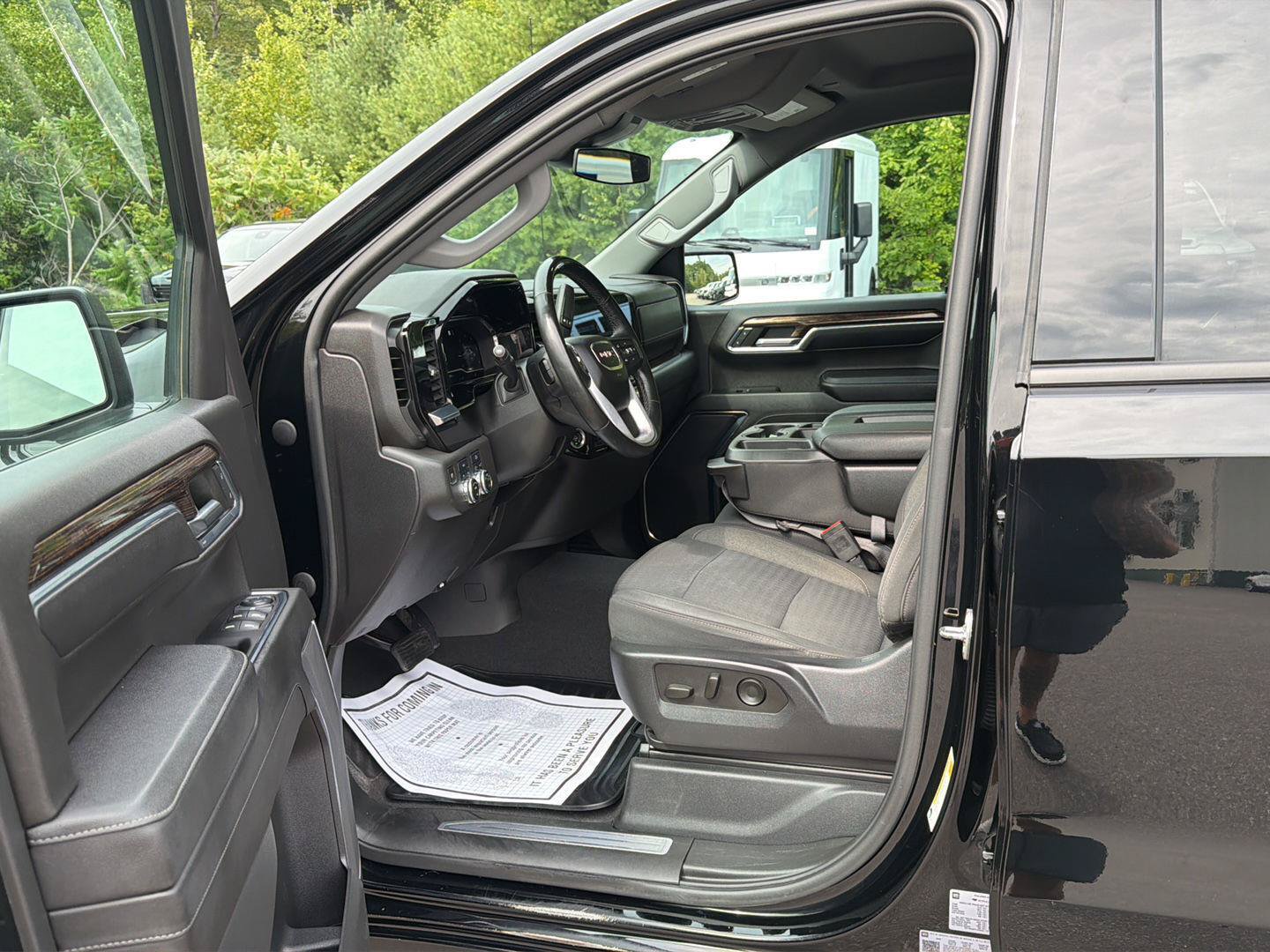 Certified 2023 GMC Sierra 1500 Elevation AWD/4WD image 11
