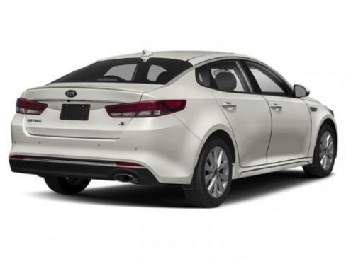 Used 2018 Kia Optima S w/ Panoramic Sunroof Package image 5