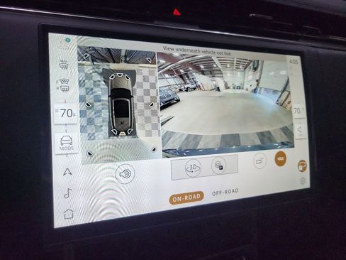 New 2025 Land Rover Range Rover Long Wheelbase SE image 19