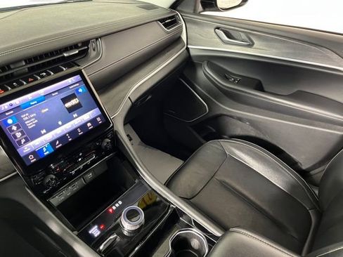 Used 2021 Jeep Grand Cherokee L Limited image 36